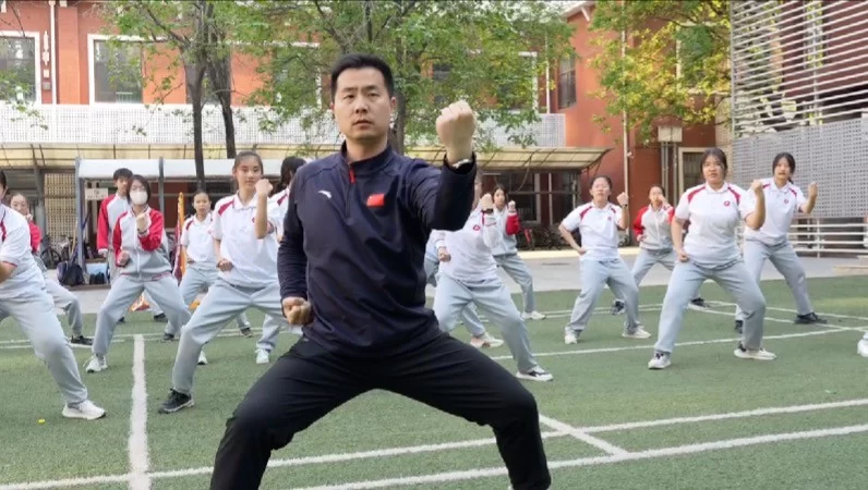 燃青春星火 传家国武魂——北京东城区青创会发布“星火武传志”专题片(图2) 燃青春星火 传家国武魂——北京东城区青创会发布“星火武传志”专题片(图2)