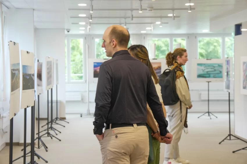 中国与瑞士文化交流合作开启新篇章——伯尔尼中国文化中心正式揭牌(图35)