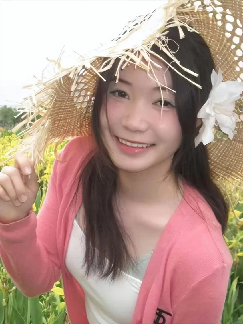 16强选手突破重围,“爱莲杯”二次元服装设计大赛海选结果公布(图13) “爱莲杯”二次元服装设计大赛海选结果公布,16强选手突破重围,组委会破格增员传递人文温度(图13)