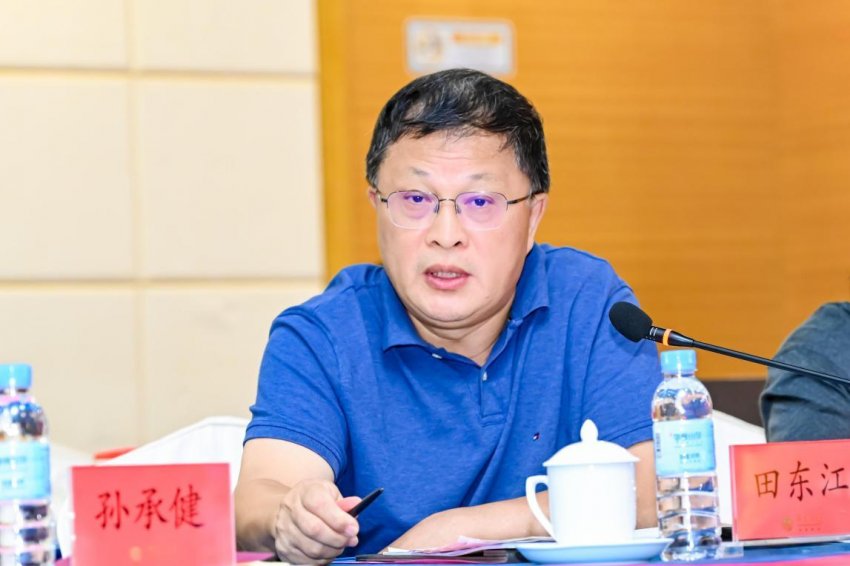 铭刻“中医旗手”百年心路，铸就中医复兴影像丰碑(图24)