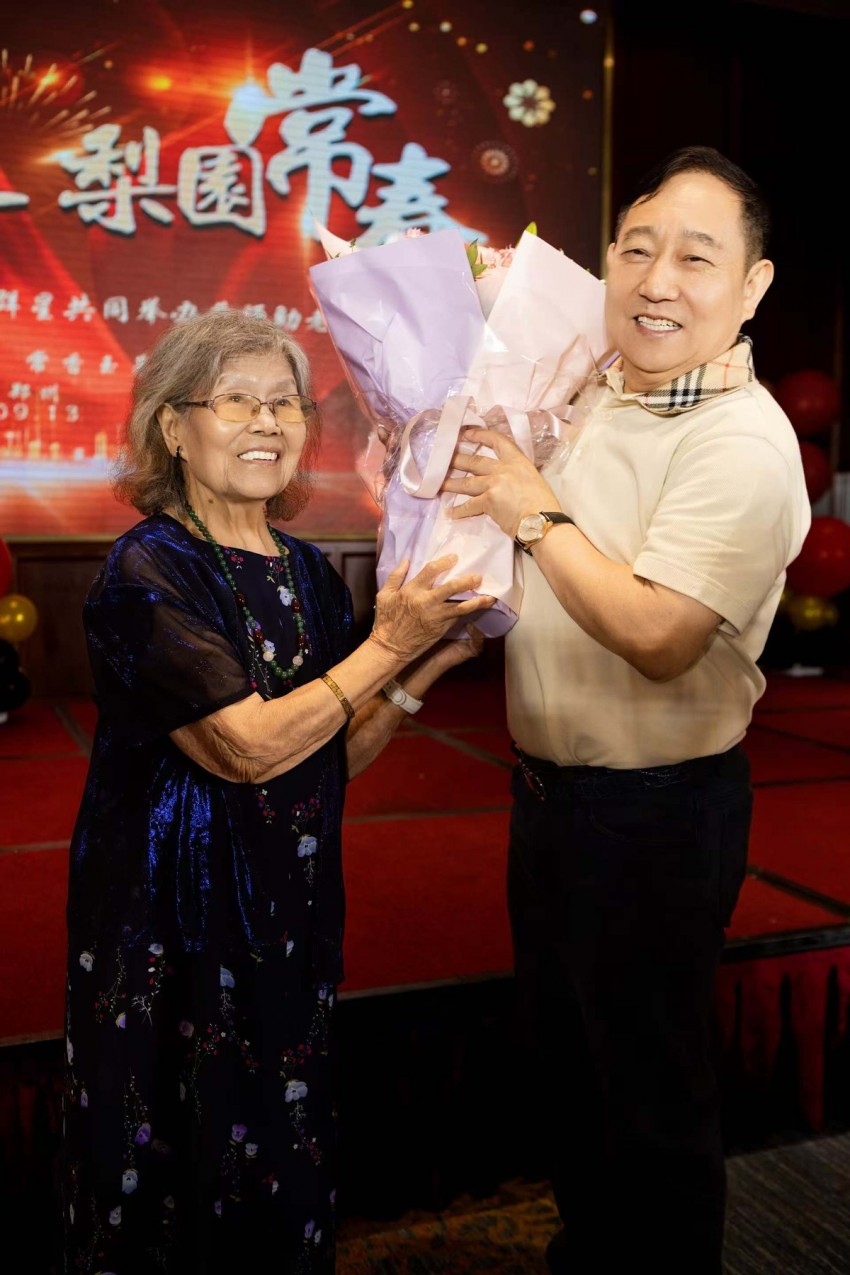 庆国庆 迎仲秋“香玉剧社”率梨园群星共同举办尊师助老茶话会(图17)