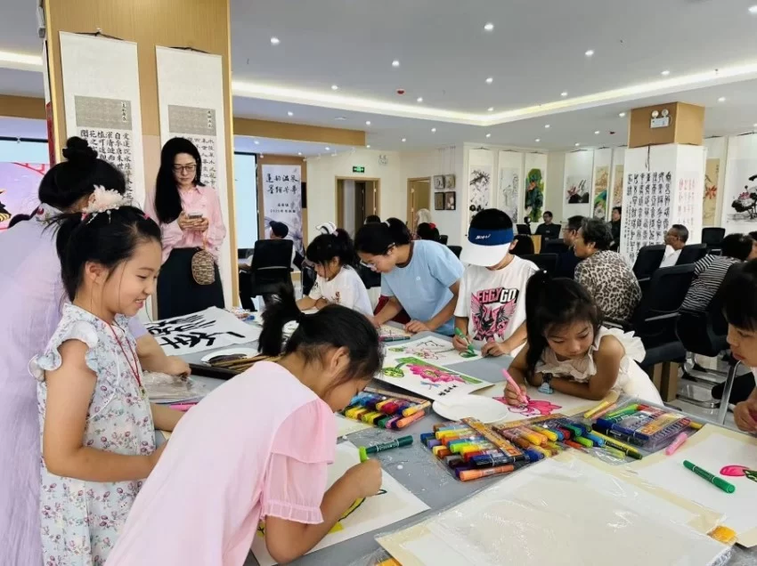 传统艺术点亮京西小镇，“莲韵温泉 墨绘芳华”文化活动举办(图4)