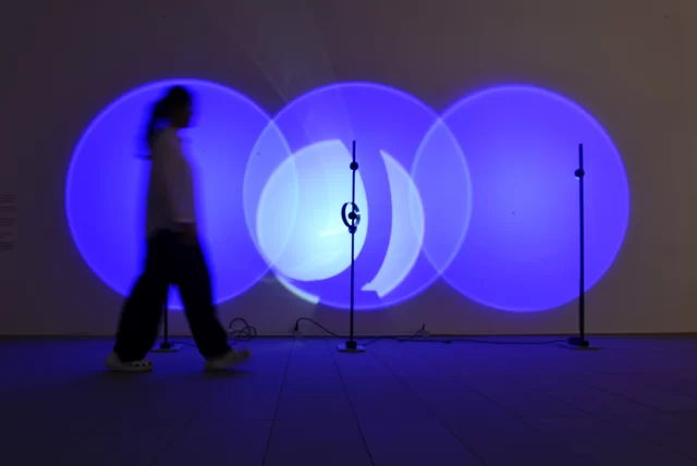 2025北京国际设计周｜马德里主宾城市展《光之线条（The Line Dreams）》正式开幕