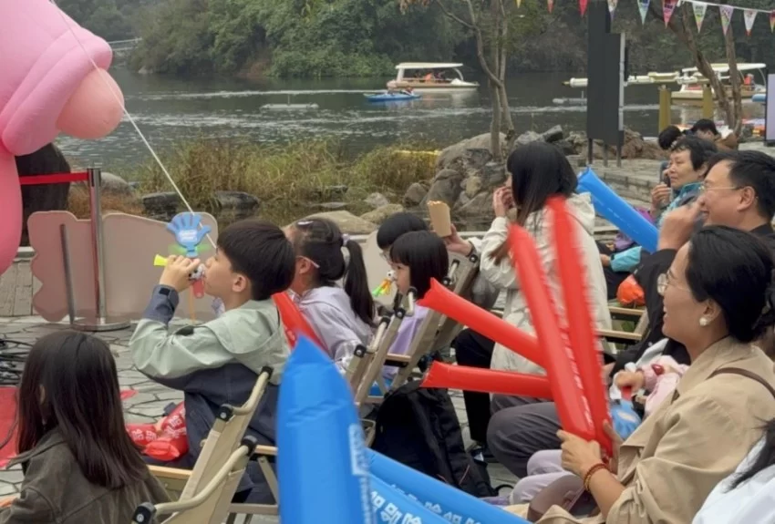 2025怀柔国潮文化季戏剧市集亮相黄花城水长城(图7)