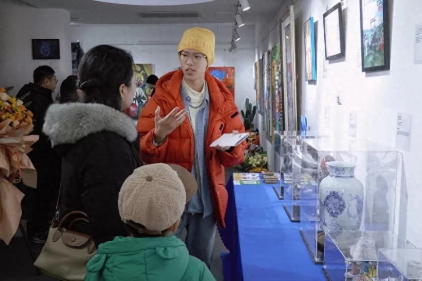 “有趣的灵魂”东楷个展在京开幕