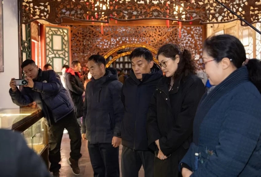 大观园藏千年香韵:红楼药香体验馆解锁非遗新体验(图2) 一缕草木香,千年文化脉:红楼药香体验馆启幕(图2)