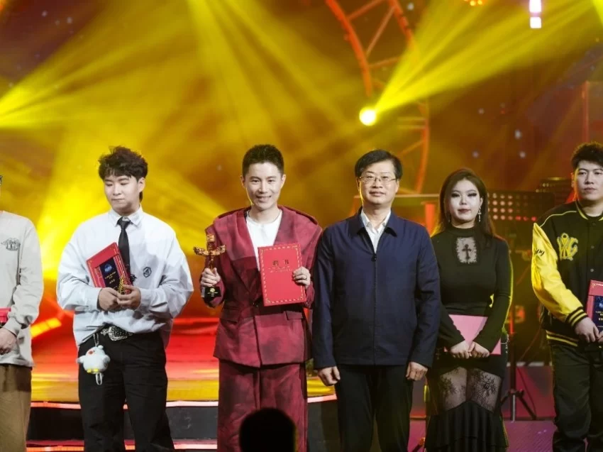 《云上歌王LIVE SHOW》第五季总决赛圆满结束，孙铭泽摘得《云上歌王》第五季冠军(图3)