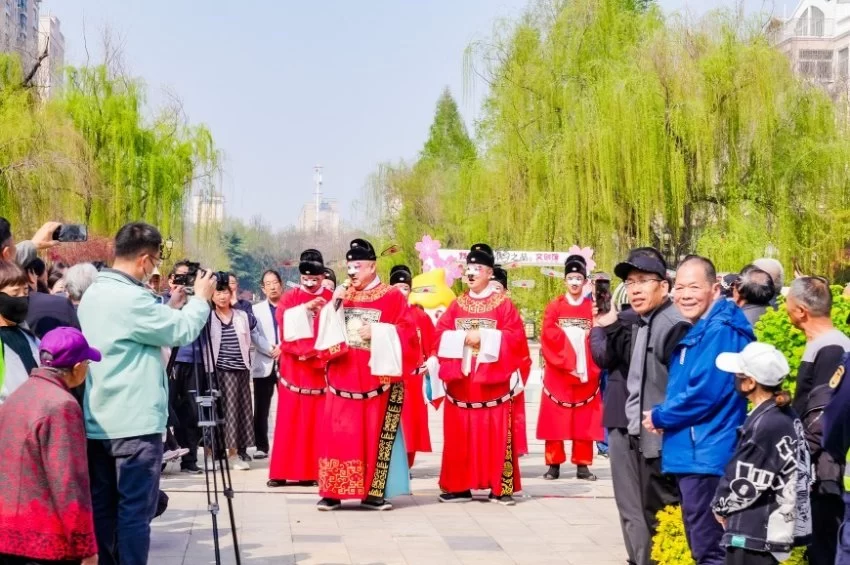鹤壁淇滨区:淇水遗韵焕新彩 非遗传承谱新篇(图2) 鹤壁淇滨区:淇水遗韵焕新彩 非遗传承谱新篇(图2)