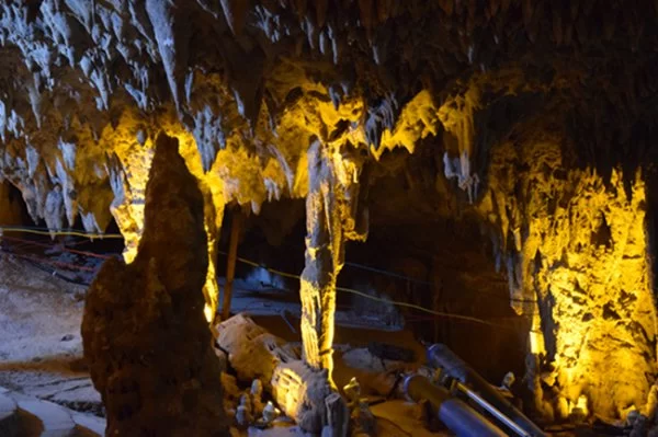 八亿年前溶洞长乐宫1月1日开业迎客(图9) 八亿年前溶洞长乐宫1月1日开业迎客(图9)