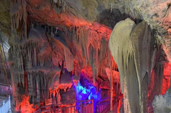 八亿年前溶洞长乐宫1月1日开业迎客(图6) 八亿年前溶洞长乐宫1月1日开业迎客(图6)