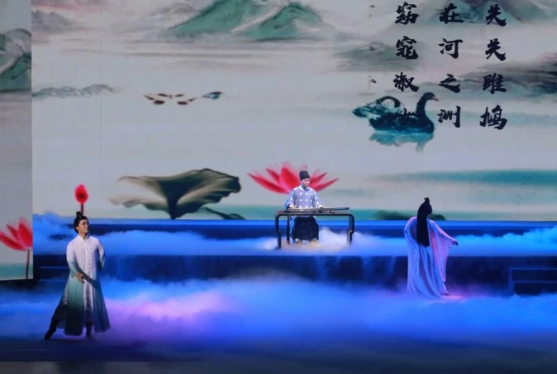 西安外事古乐团央视归来在西安举办“钟鸣鼓乐”汇报演出(图1)