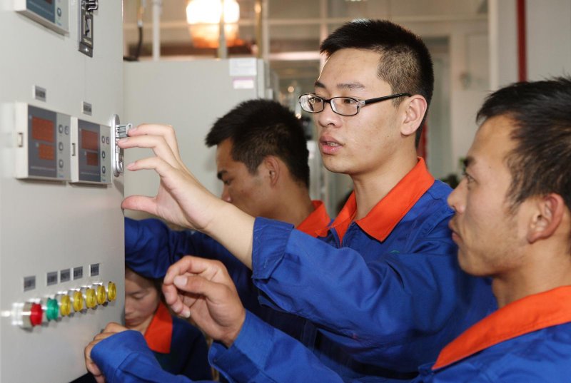 榆林职业技术学院探索高技能人才教学培养新模式(图1) 榆林职业技术学院探索高技能人才教学培养新模式(图1)