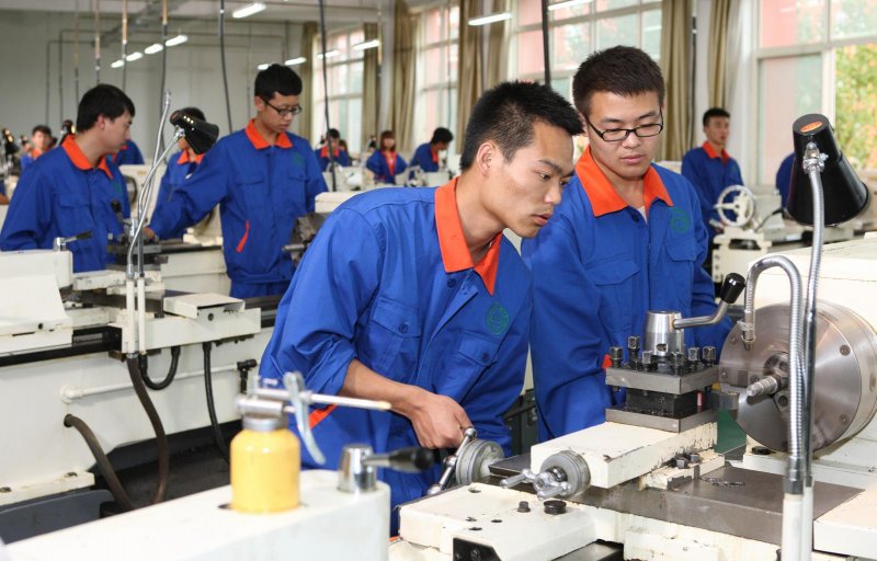 榆林职业技术学院探索高技能人才教学培养新模式(图4) 榆林职业技术学院探索高技能人才教学培养新模式(图4)