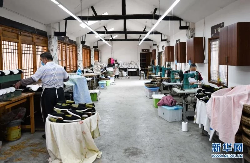 百年梦圆照此心——以习近平同志为核心的党中央引领全面建成小康社会纪实 百年梦圆照此心——以习近平同志为核心的党中央引领全面建成小康社会纪实(图16)