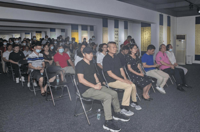 九月的歌——中山市三乡镇优秀书画作品展在成荣美术馆开幕(图2) 九月的歌——中山市三乡镇优秀书画作品展在成荣美术馆开幕(图2)